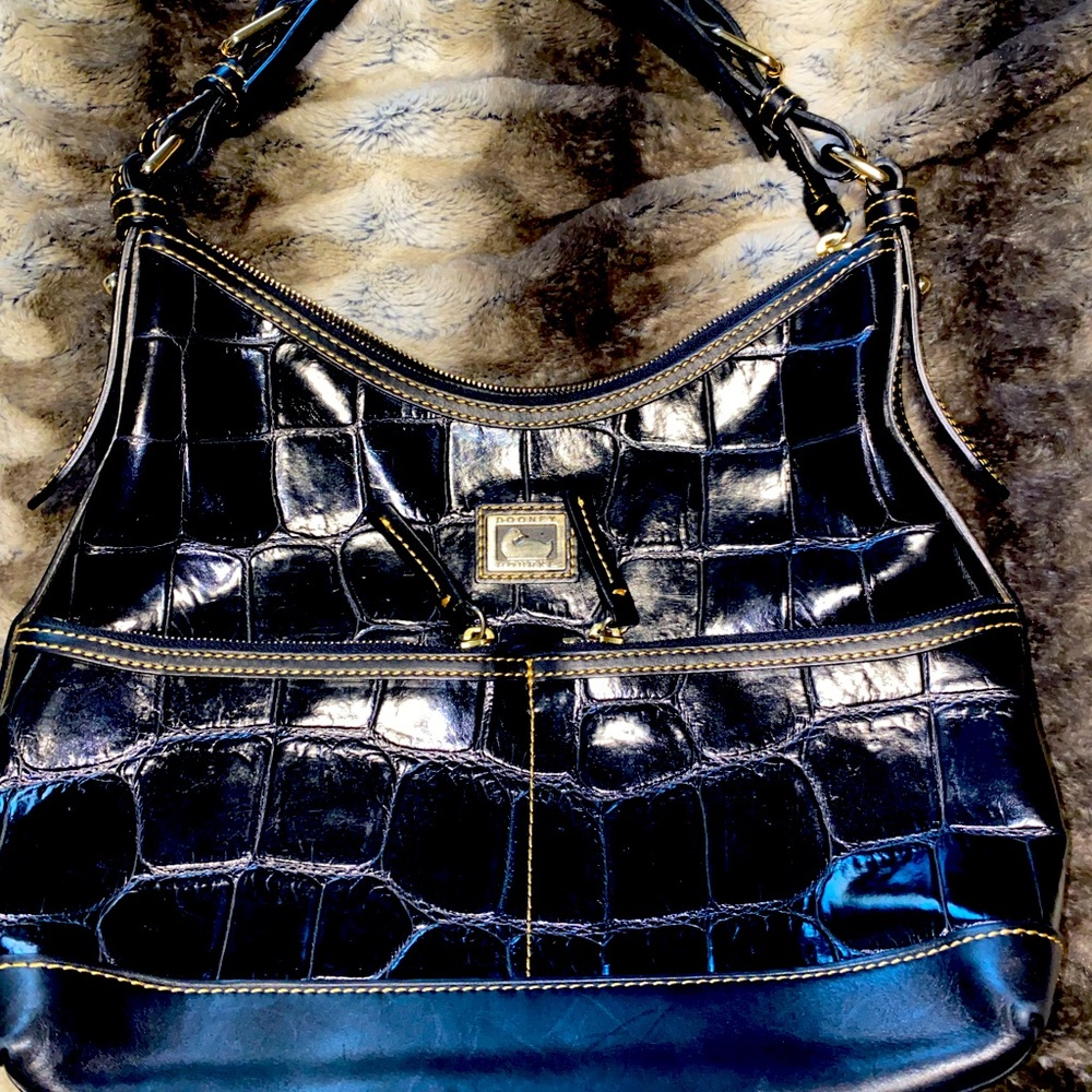 Dooney & Bourke